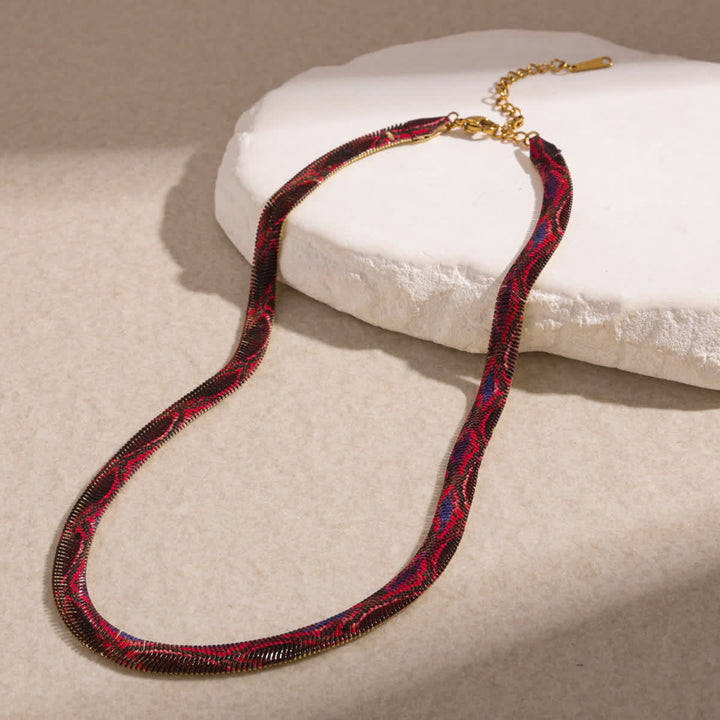 Collier ras du cou à chevrons en forme de serpent imprimé, chaîne plate - Rouge - image 5