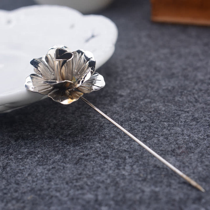 Broche en métal en forme de rose pour homme