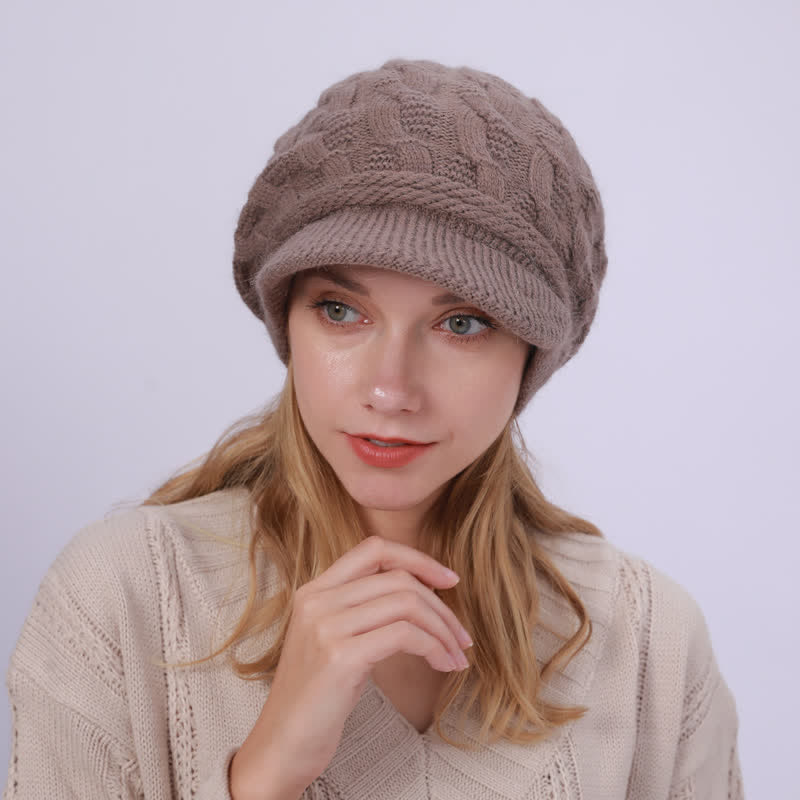 Bonnet à visière ample avec doublure moelleuse pour femme