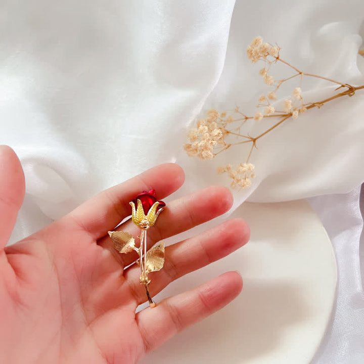 Broche exquise pour femme avec tige et rose