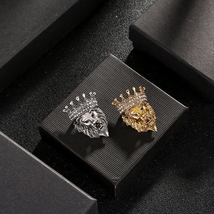 Broche pour homme représentant le roi lion
