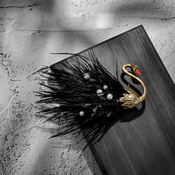 Broche en peluche en forme de cygne noir/blanc pour femme