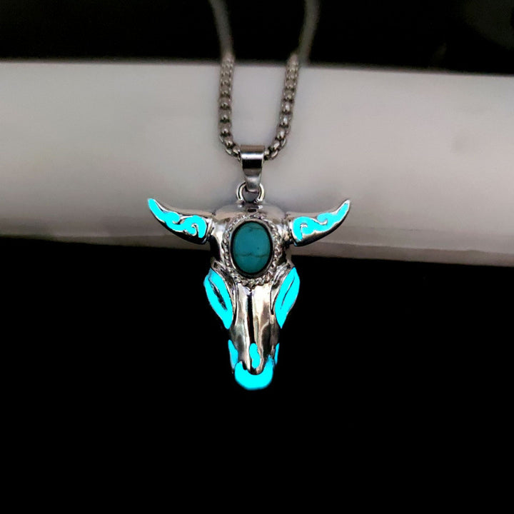 Collier vintage western pour homme avec tête de taureau phosphorescente - Sarcelle - image 8