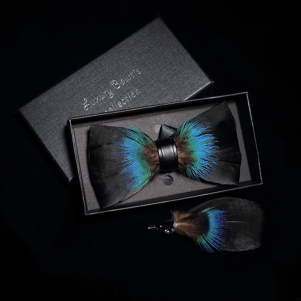 Nœud papillon polyvalent en plumes noir et bleu avec épingle à revers - image 1