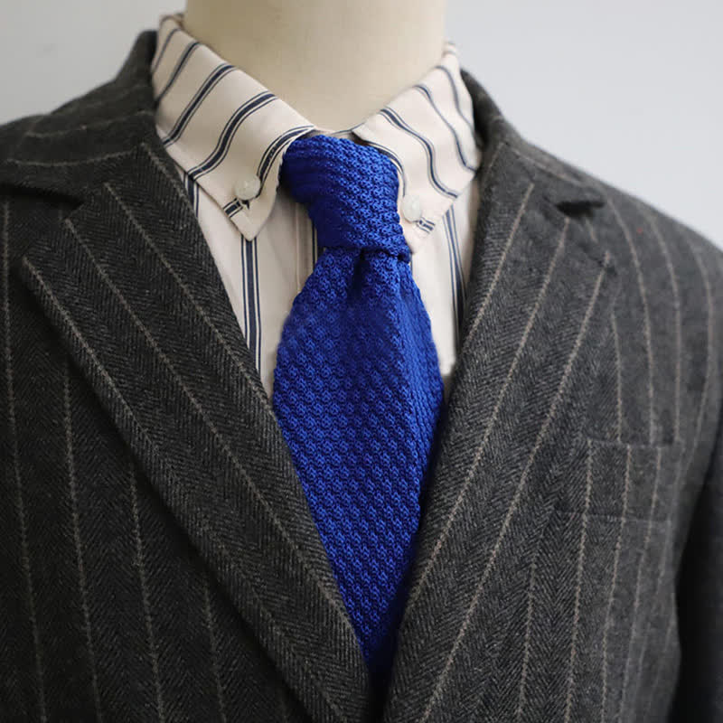 Cravate étroite en tricot de couleur unie pour hommes