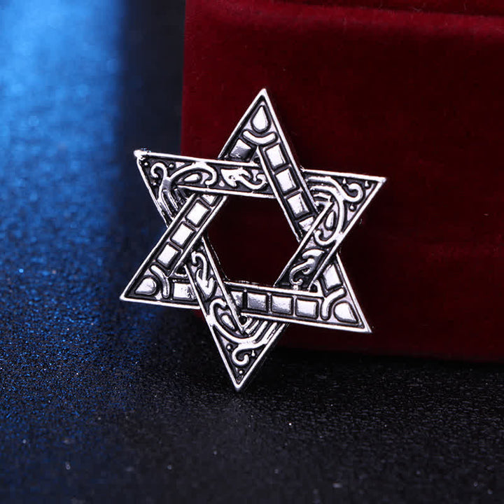 Broche pour homme en forme d'étoile de David sculptée