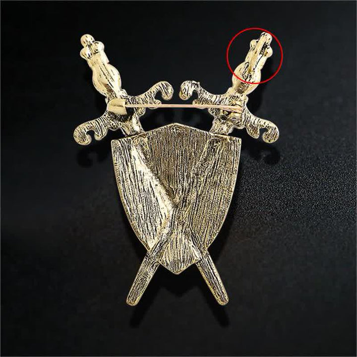 Broche épée et bouclier de guerrier pour homme