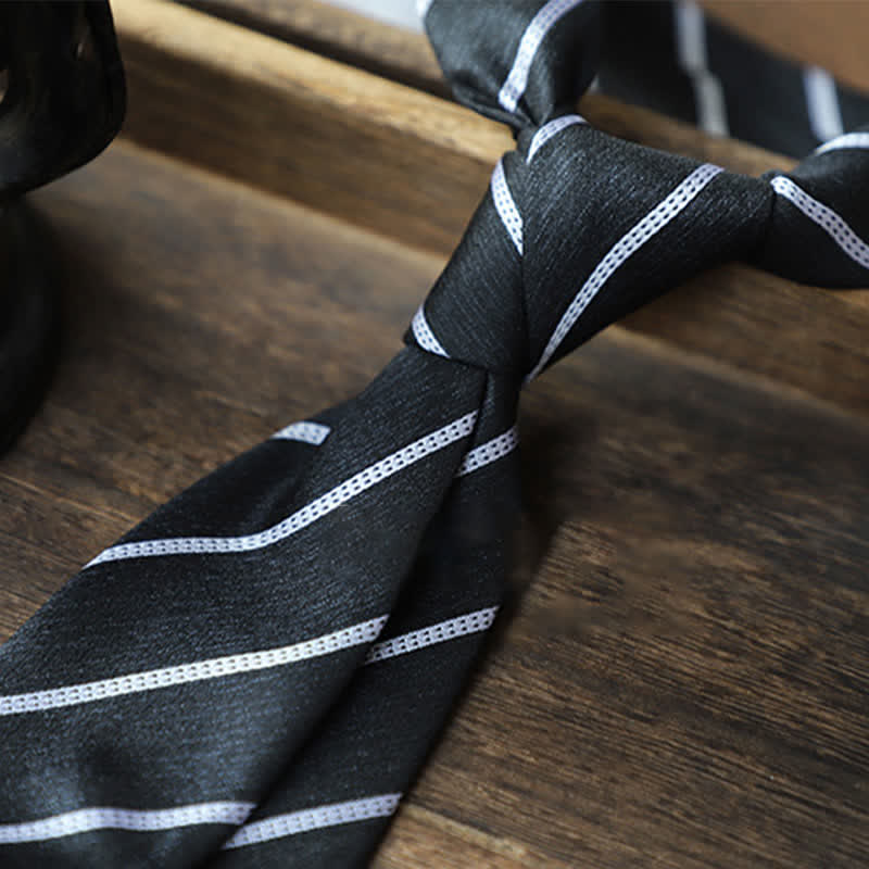 Cravate classique à rayures pour homme