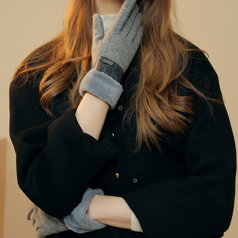 Gants en peluche doux et confortables pour écran tactile en forme de cœur pour femmes