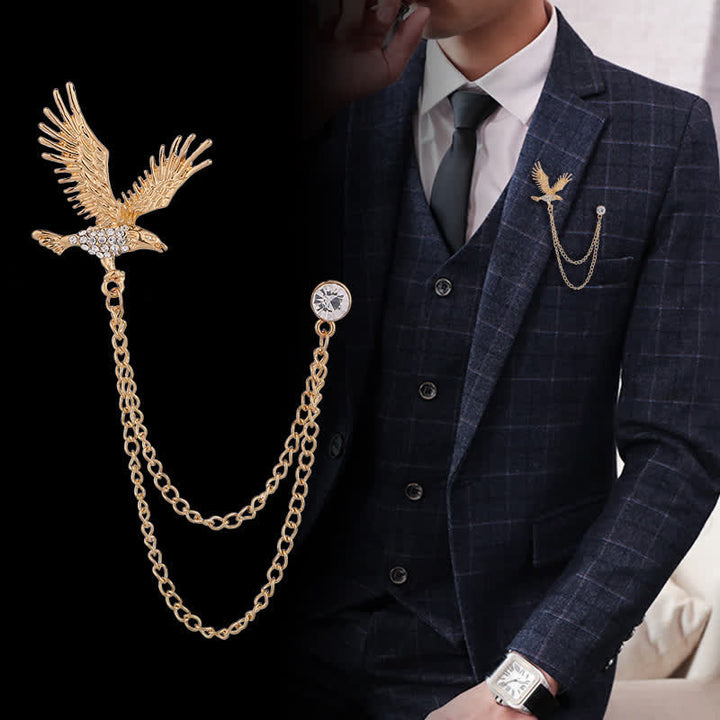 Broche en strass pour homme représentant un aigle en plein vol