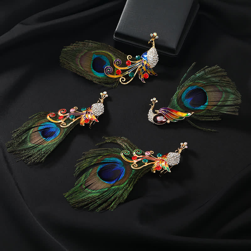 Broche ethnique en plumes de paon colorées pour femme
