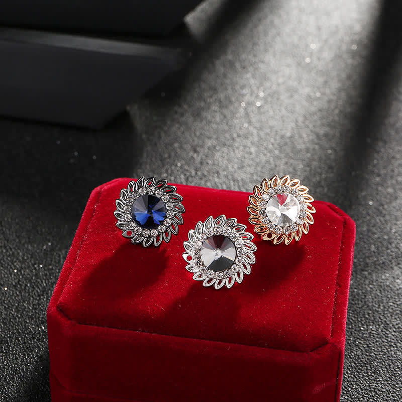 Broche en cristal pour homme avec fleur royale