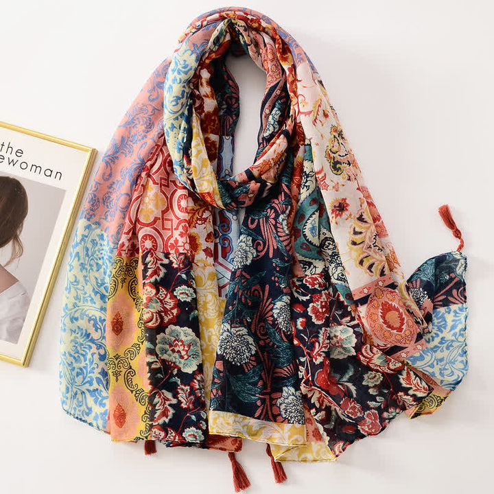 Écharpe fine à pompon et motif papillons floraux pour femme