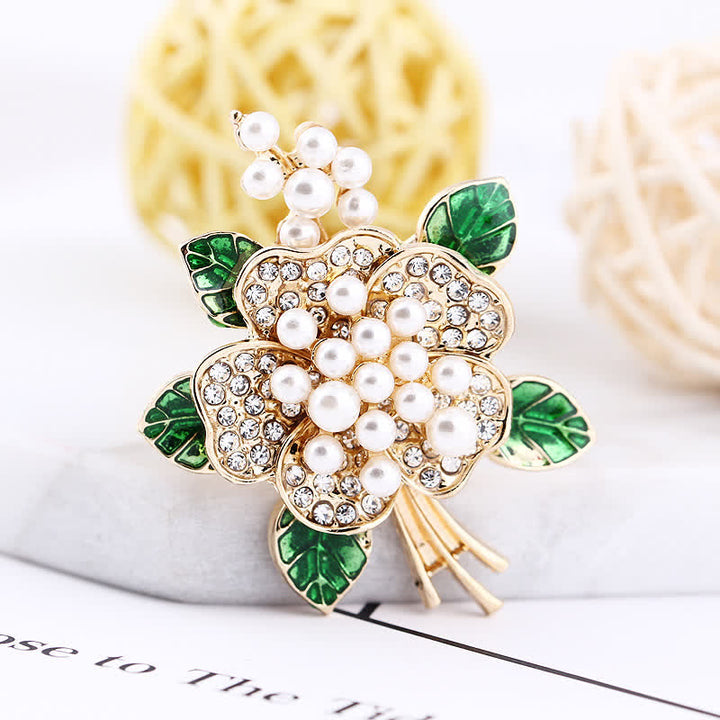 Broche florale en perles pour femme