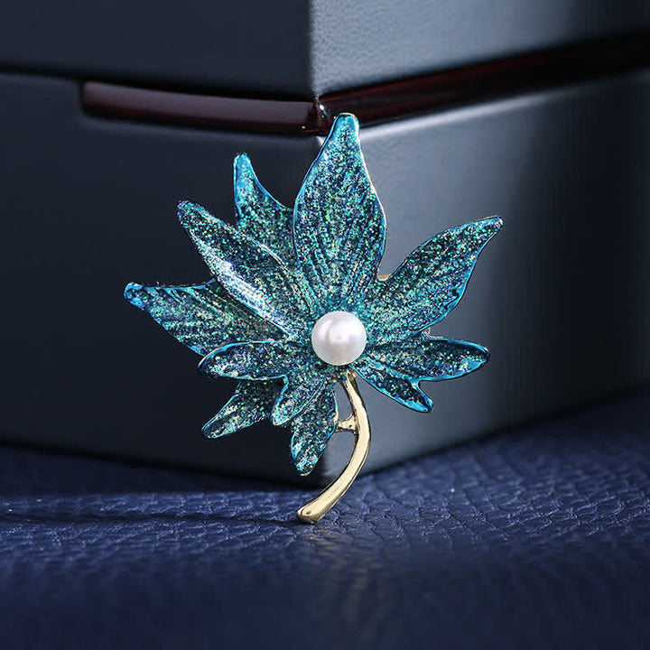 Broche en perles pour femme en forme de feuille d'érable