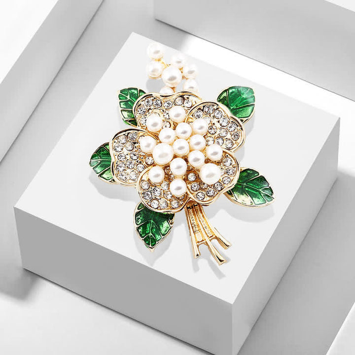 Broche florale en perles pour femme