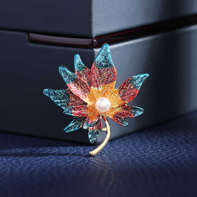 Broche en perles pour femme en forme de feuille d'érable