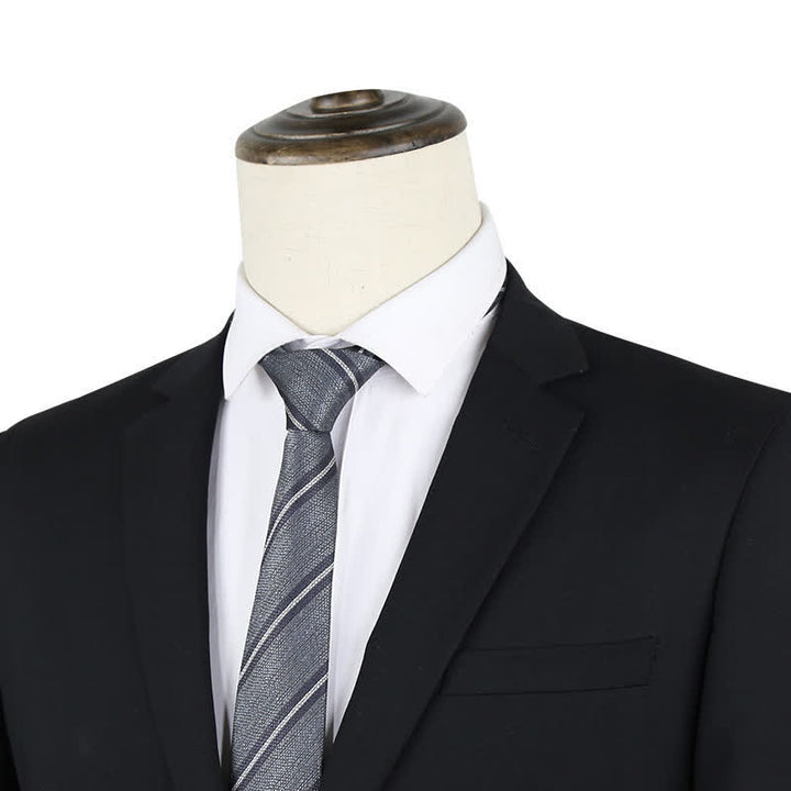 Cravate moderne à rayures texturées pour homme - image 1