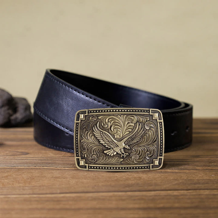 Ceinture en cuir à boucle pour homme avec motif d'aigle planant dans un ciel de rêve