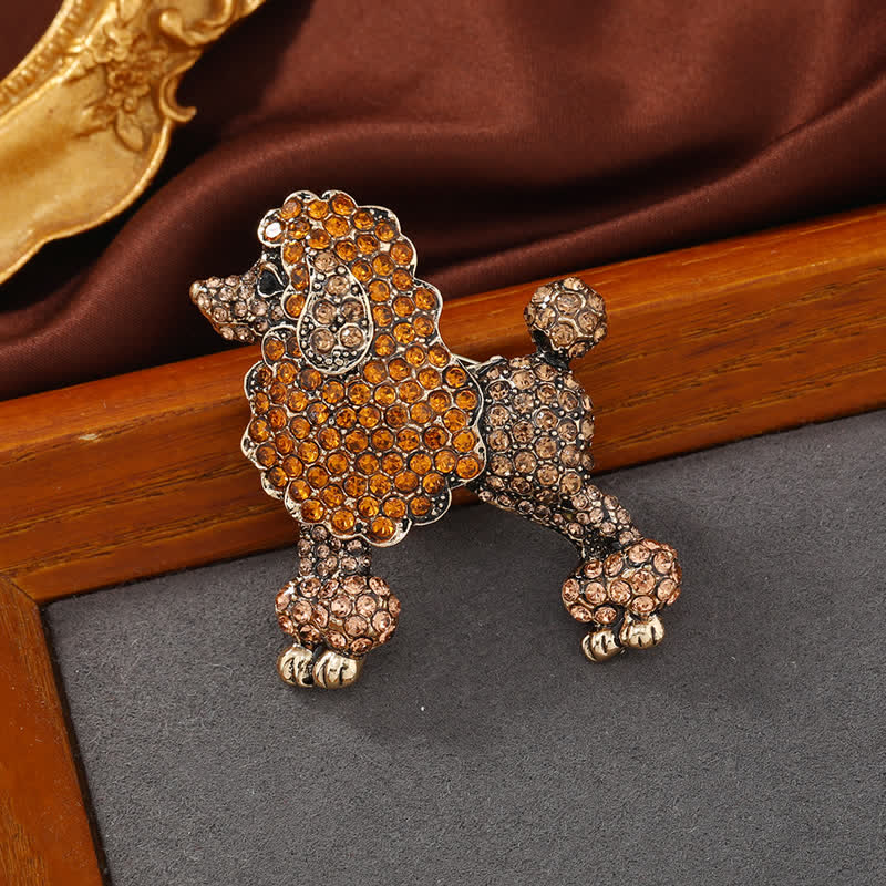 Broche chien caniche strass pour femme