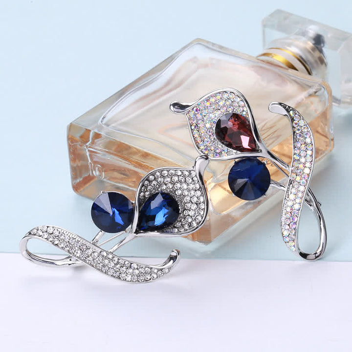 Broche florale bleue brillante pour femme
