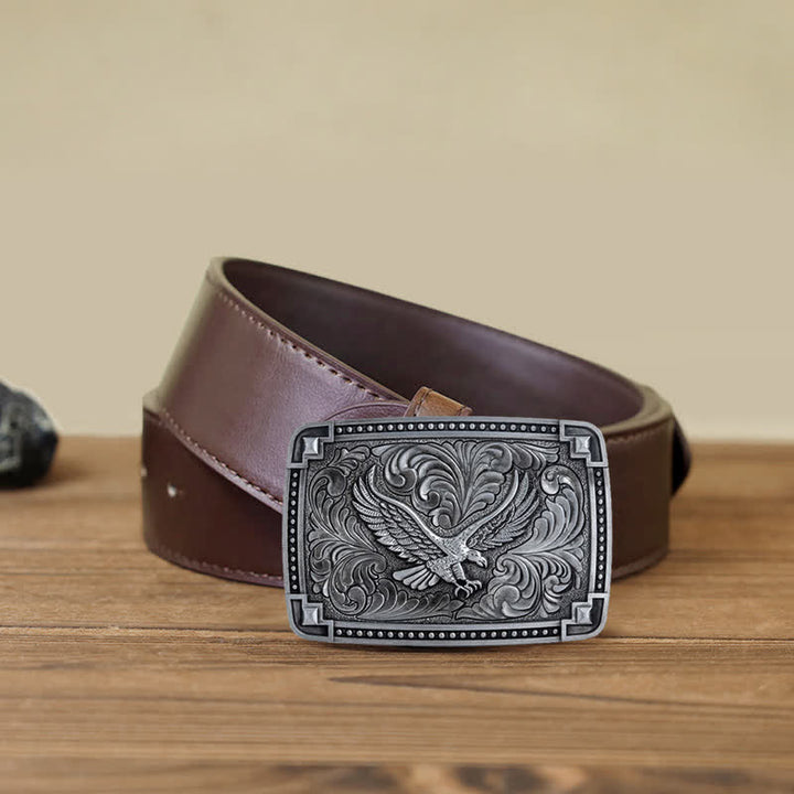 Ceinture en cuir à boucle pour homme avec motif d'aigle planant dans un ciel de rêve