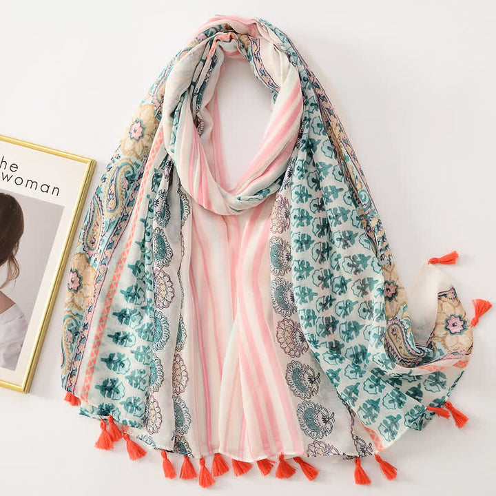 Écharpe fine à pompon et motif papillons floraux pour femme