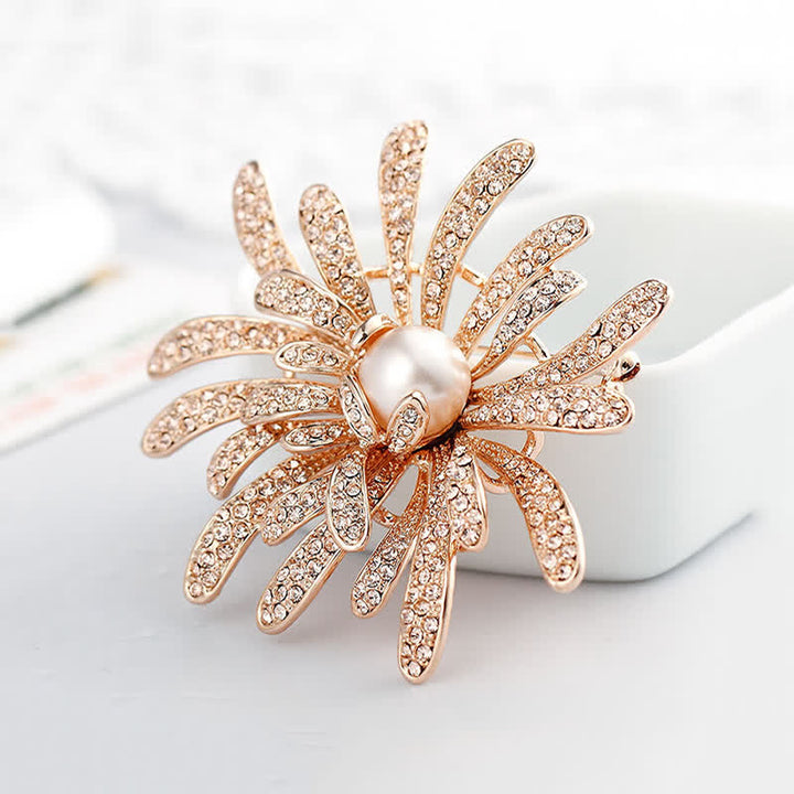 Broche florale en perles coralliennes pour femme