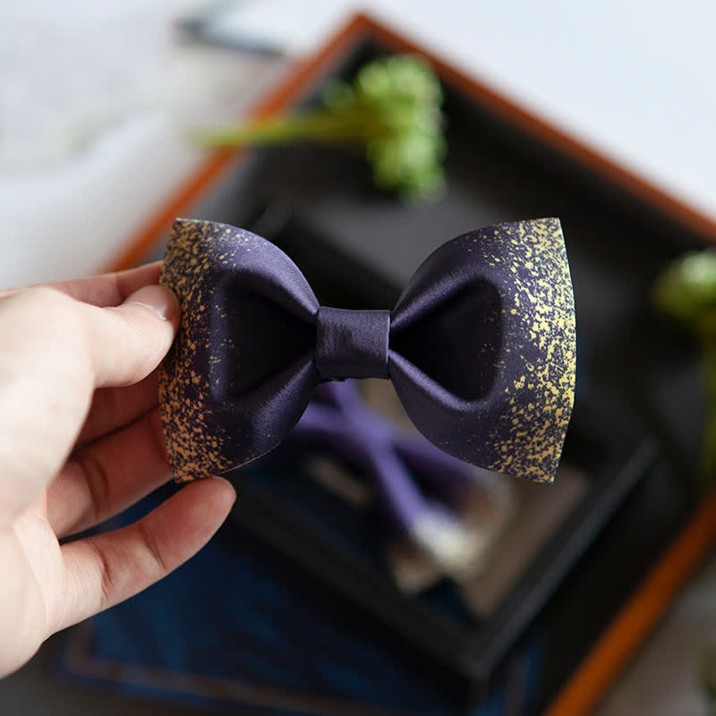 Nœud papillon pour homme, ciel nocturne resplendissant violet