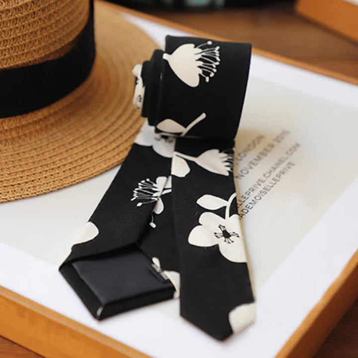 Cravate fine élégante à motif floral pour homme