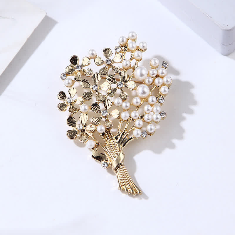 Broche pour femme en perles et fleurs dorées