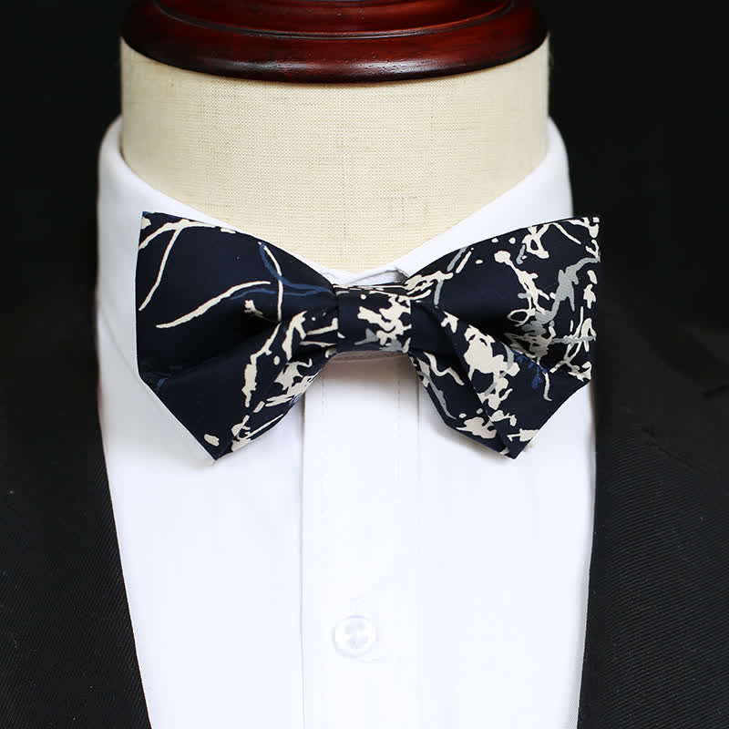 Nœud papillon graffiti bleu marine et blanc pour homme