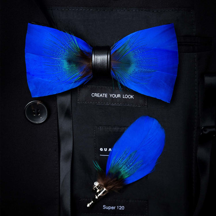 Nœud papillon Oxford bleu à plumes de paon pour enfant avec épingle à revers