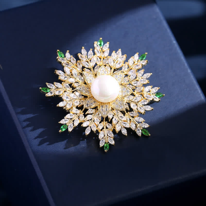 Broche fleur en perles et flocon de neige pour femme