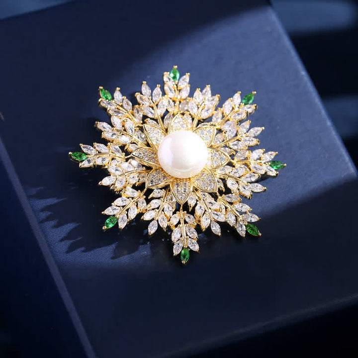 Broche fleur en perles et flocon de neige pour femme