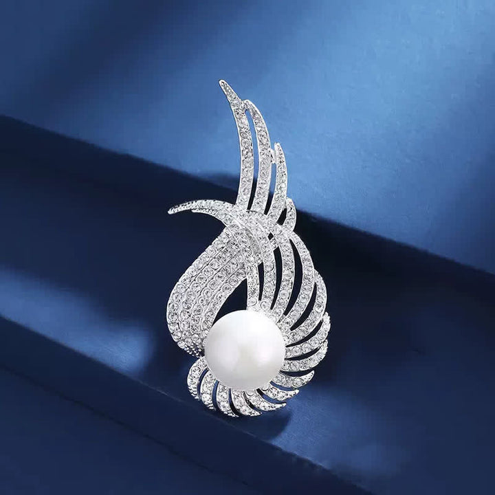 Broche en perles et plumes d'ailes d'ange pour femme