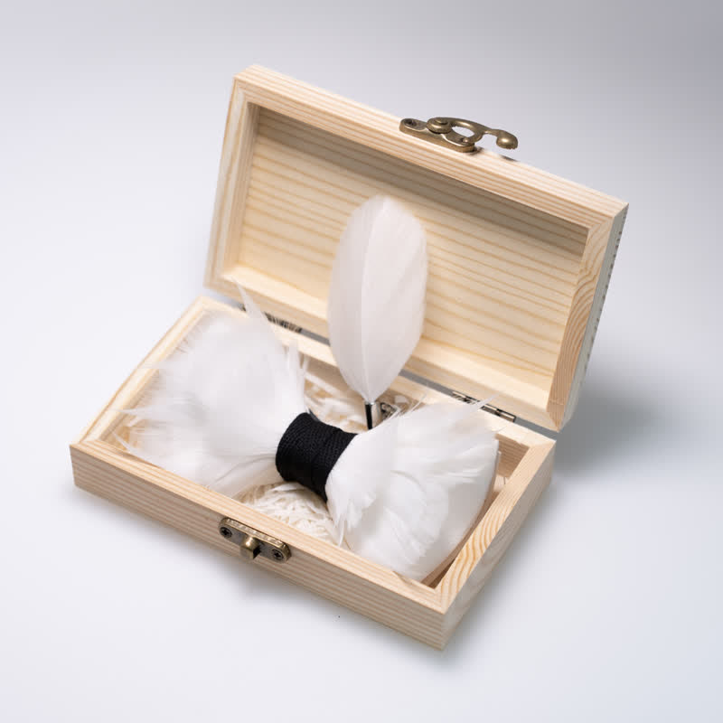Nœud papillon élégant en plumes blanches et noires avec épingle à revers - image 2