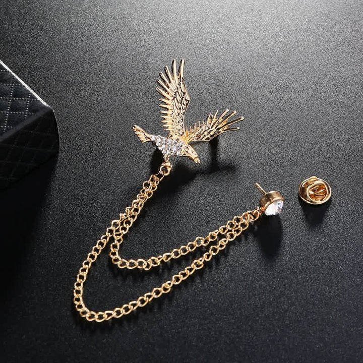 Broche en strass pour homme représentant un aigle en plein vol