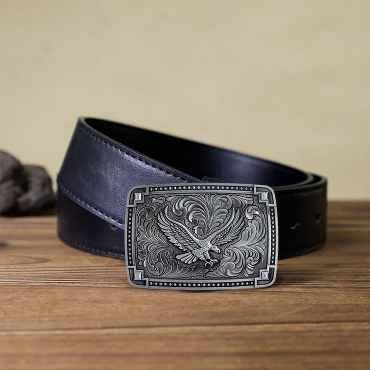 Ceinture en cuir à boucle pour homme avec motif d'aigle planant dans un ciel de rêve