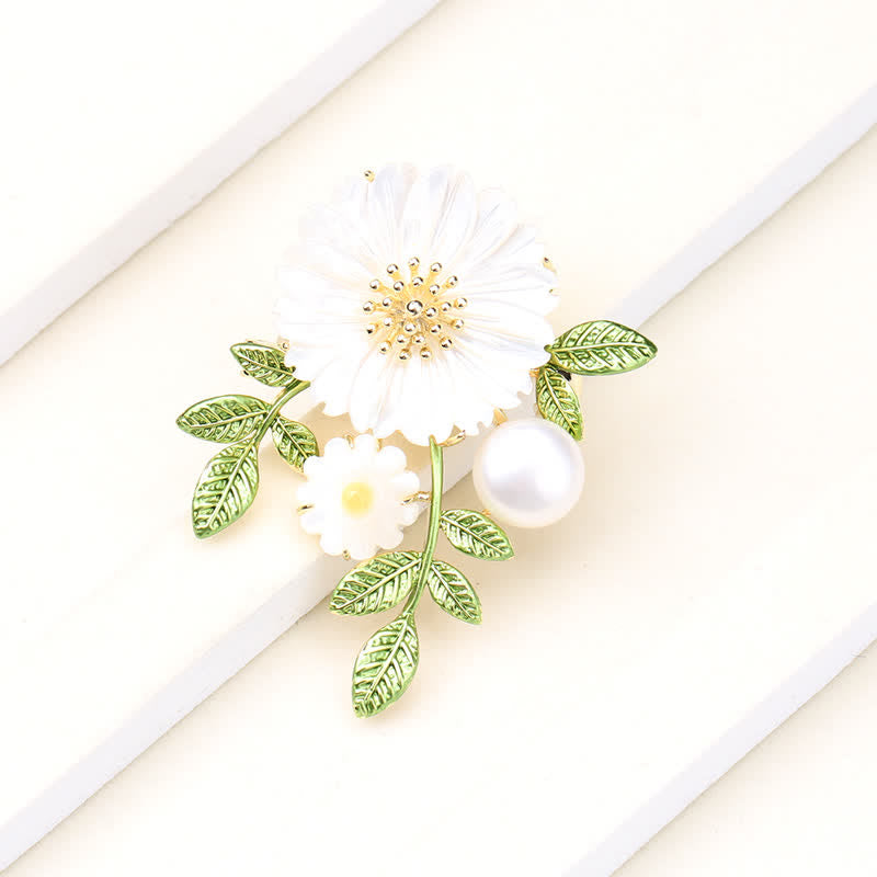 Broche romantique en forme de marguerite et de perles pour femme