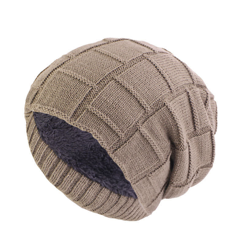 Bonnet tricoté chaud doublé de fourrure