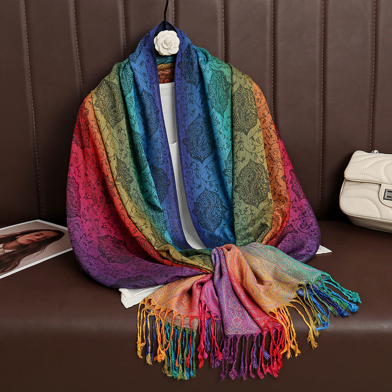 Écharpe à pompons brodée de style ethnique avec dégradé de couleurs - Style #10 - image 11