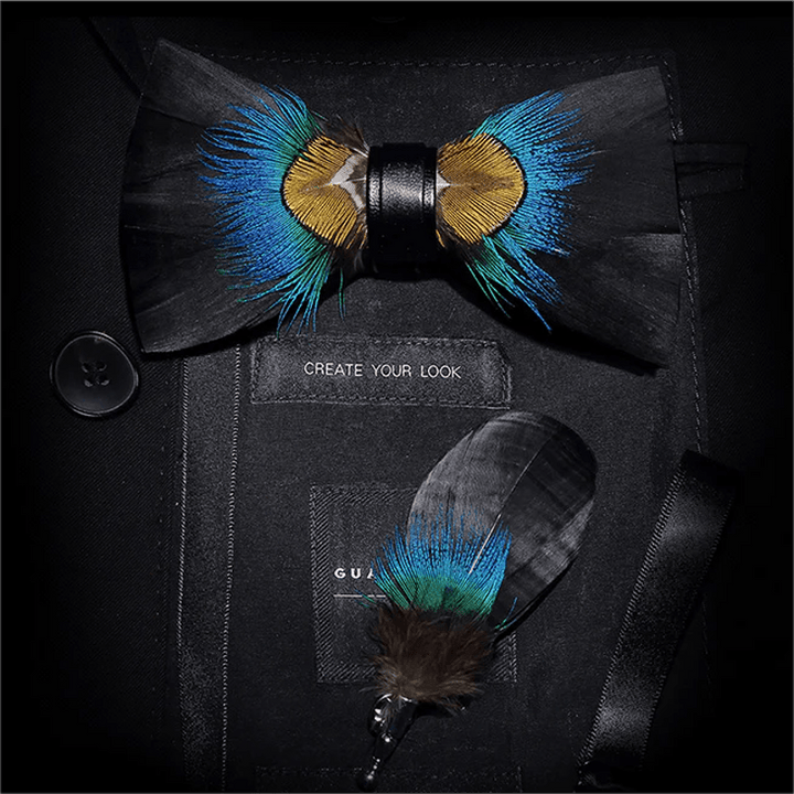 Nœud papillon en plumes de faisan bleu et noir avec épingle à revers