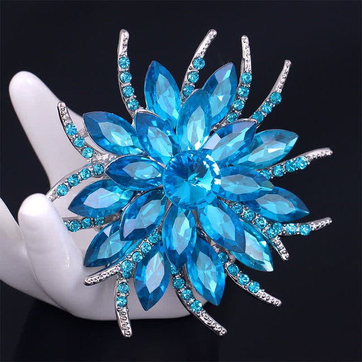 Broche classique en cristal pour femme avec fleur