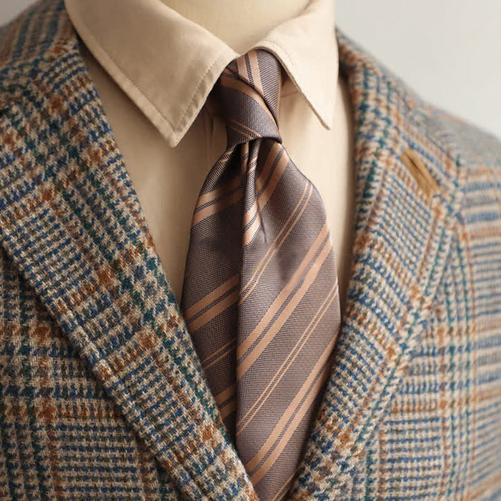 Cravate rayée classique pour homme, idéale pour le bureau