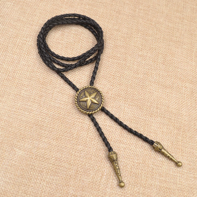 Cravate bolo en cuir tressé avec étoile à cinq branches