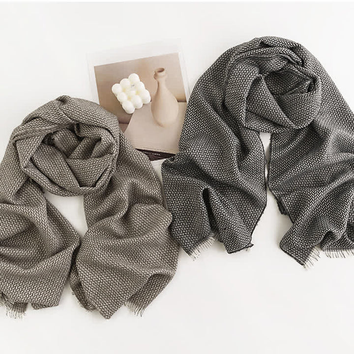 Écharpe simple à chevrons et pompons pour femme