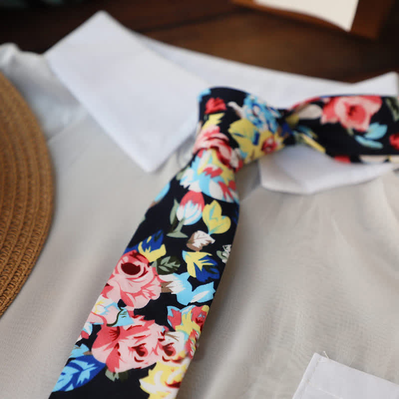 Cravate florale vintage pour homme