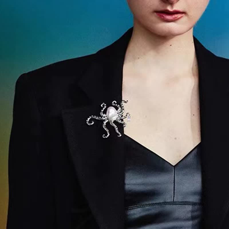 Broche unisexe en perles de grande taille avec poule tropicale