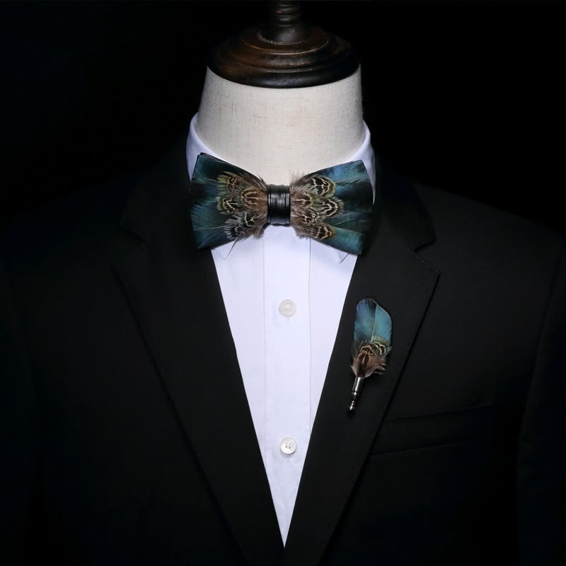 Nœud papillon vintage en plumes vert et marron avec épingle à revers